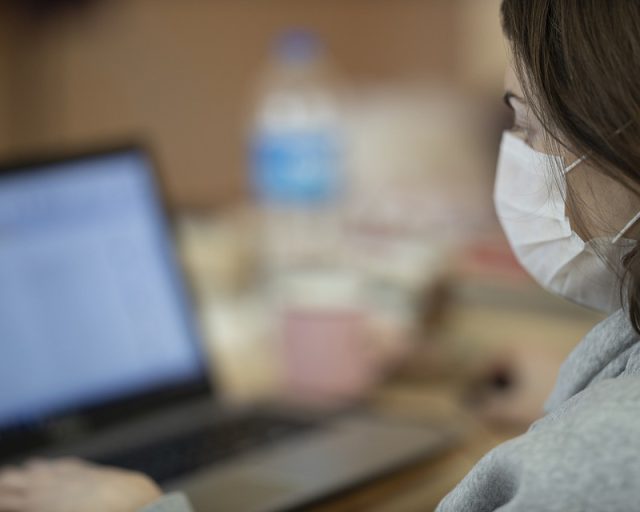 Muller: będziemy dyskutować o rozwiązaniach dla poszczególnych branż dotkniętych Covid