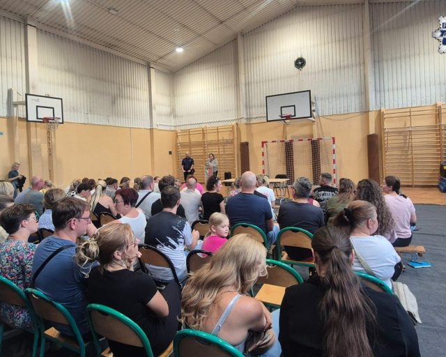 Rodzice wzięli udział w spotkaniach o bezpieczeństwie