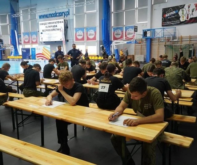 Młodzież rywalizowała w II Międzypowiatowej Olimpiadzie Bezpieczeństwa w Żorach