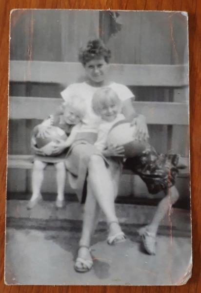 Mama Bożena, siostra Agnieszka i Justyna