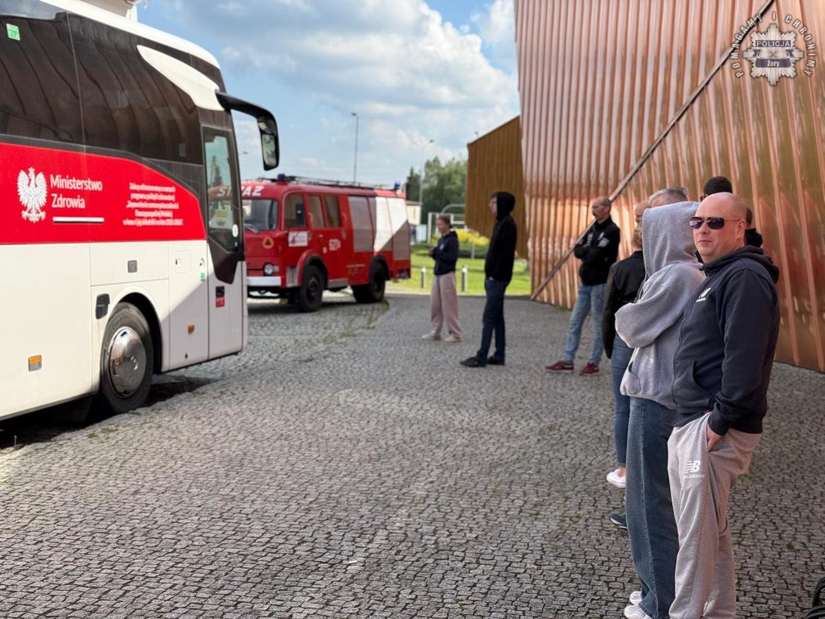 Zlot pojazdów zabytkowych i amerykańskich w Muzeum Ognia w Żorach [FOTO] - fotoreportaż