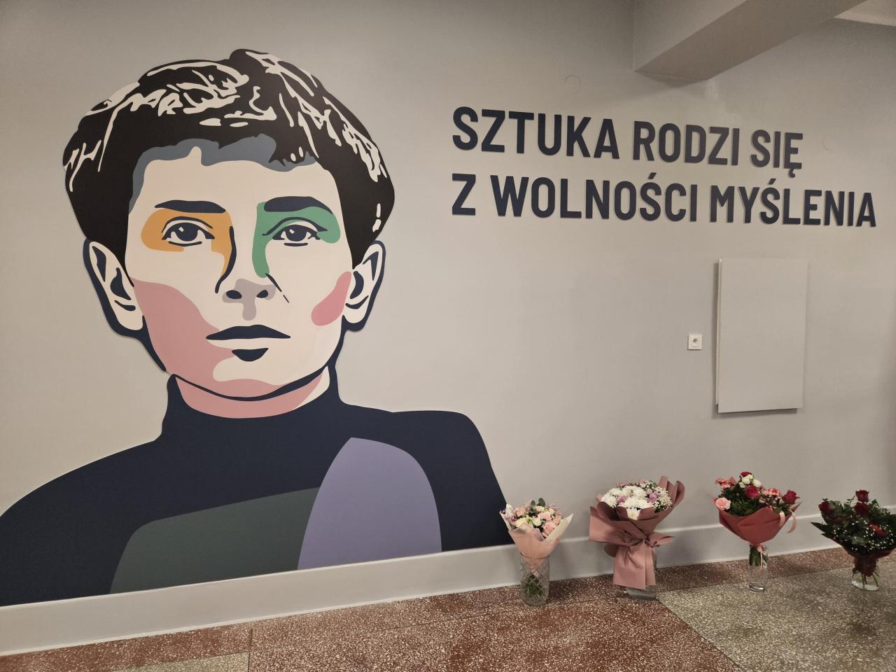 2025.11.25 - 10-lecie Liceum Sztuk Plastycznych w Żorach z nadaniem imienia Marii Jaremy - fotoreportaż