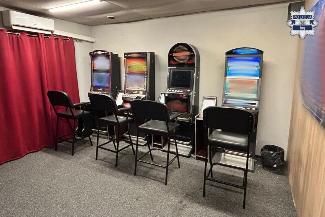 2025.11.26 - Zlikwidowany nielegalny punkt gier hazardowych w Żorach - fotoreportaż