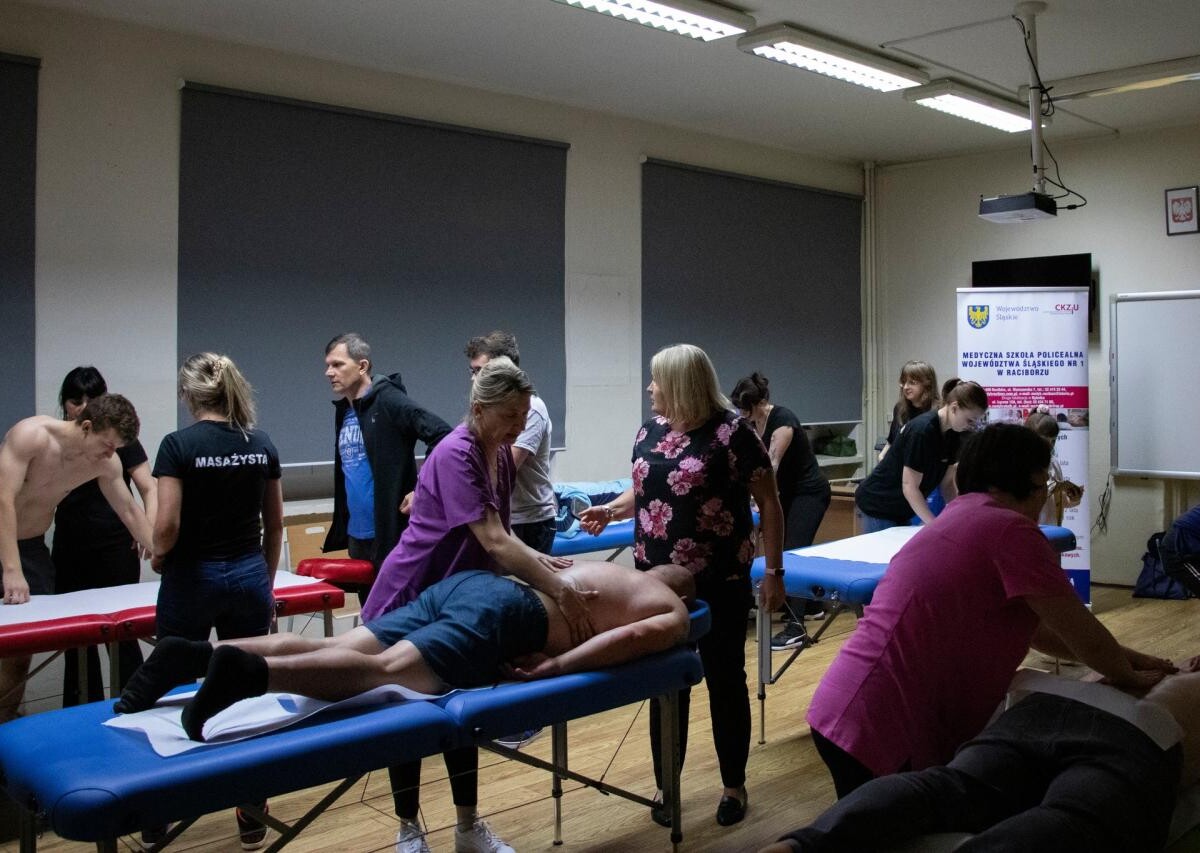 W minioną sobotę 11 maja 2024 roku rozpoczęliśmy kolejną dekadę przygody z nocnym „Żorskim Biegiem Ogniowym” / fot. MOSiR Żory (Latający Obiektyw, Foto Szymura)