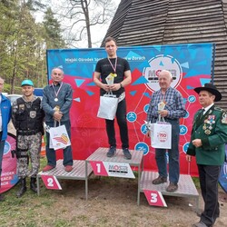 Strzelanie, rowery i biathlon, czyli majówka na sportowo!