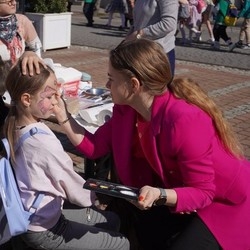 Pochód Wiosenny na Rynku