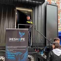 Ślubowanie mundurowych III LO i profilaktyczna wystawa Escape Truck