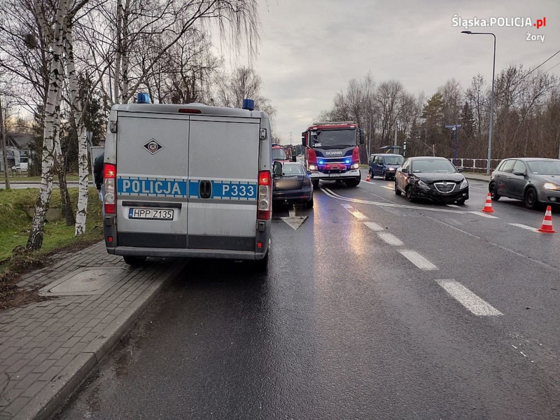 39-latek nie ustąpił pierwszeństwa. Kolizja na skrzyżowaniu ul. Przemysłowej i Rybnickiej