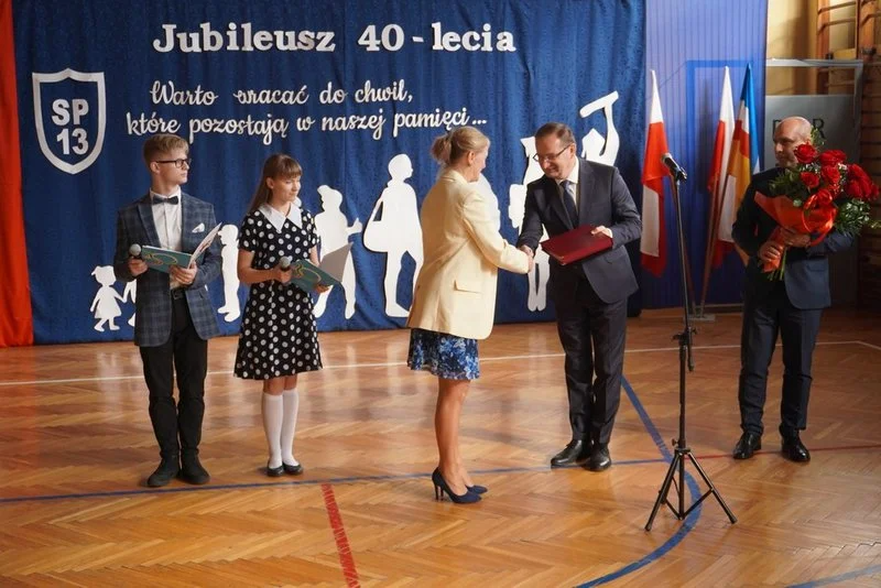 Szkoła Podstawowa nr 13 świętowała swoje 40 urodziny! / fot. UM Żory