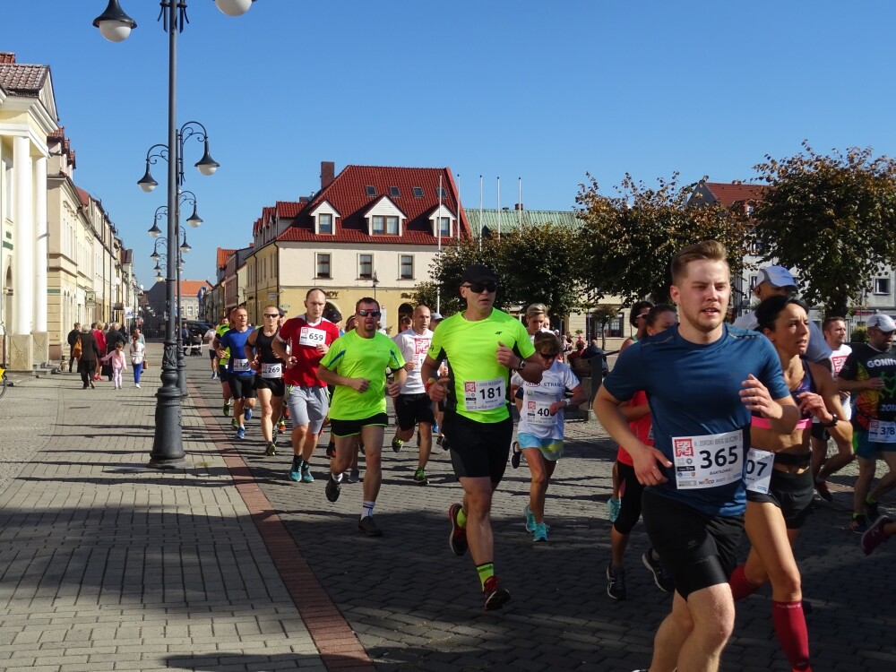Setki zawodników wzięło w niedzielę udział w jedenastej edycji Żorskiego Biegu Ulicznego. Zobaczcie zdjęcia!