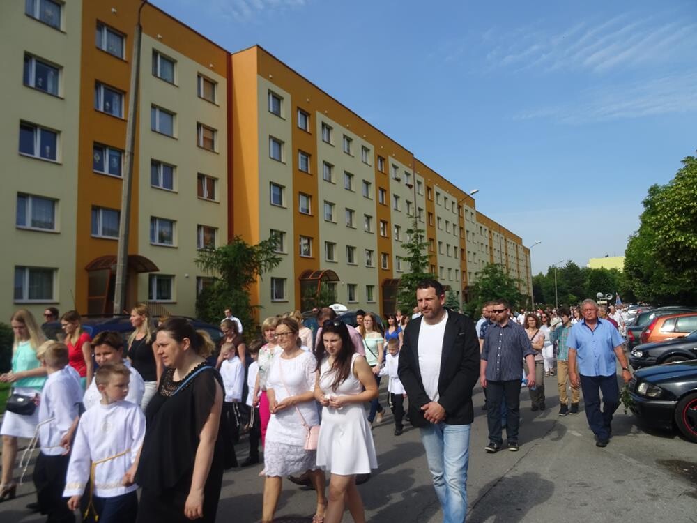 Wczoraj obchodziliśmy Uroczystość Najświętszego Ciała i Krwi Chrystusa, podczas której liczni wierni wzięli udział w procesjach. Zobaczcie zdjęcia!