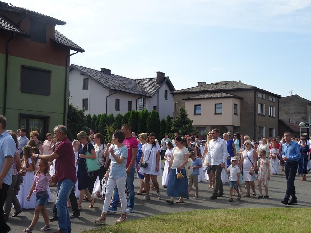 Wczoraj obchodziliśmy Uroczystość Najświętszego Ciała i Krwi Chrystusa, podczas której liczni wierni wzięli udział w procesjach. Zobaczcie zdjęcia!