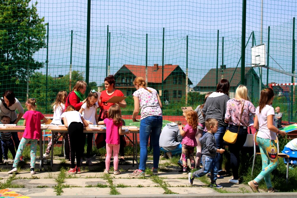 Za nami festyn majowy w Roju zorganizowany przez Miejski Ośrodek Kultury, na którym można było obejrzeć urocze występy. Zobaczcie naszą fotorelację!