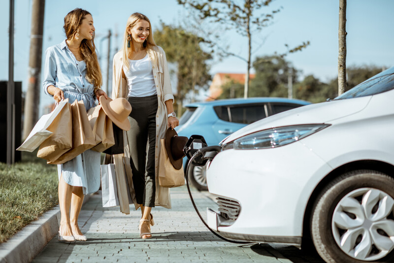 Firmowy elektryk – bezpiecznie i bez wysokich kosztów. Przekonaj się, że warto