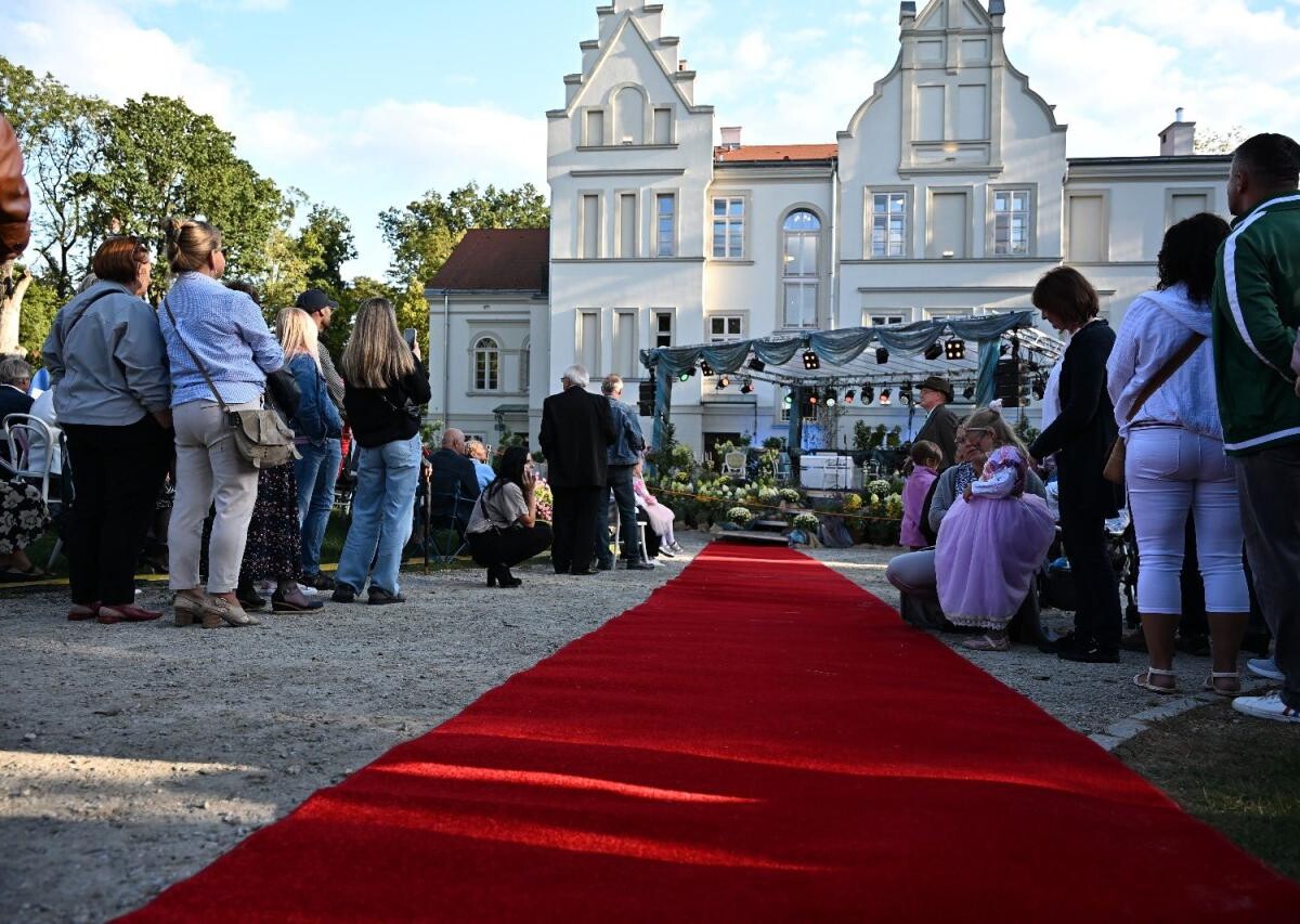 W Pałacu Baranowice w Żorach odbyła się wyjątkowa Gala Wiedeńska z okazji 200. urodzin Straussa / fot. MOK
