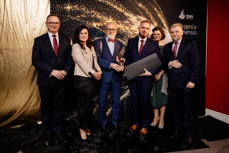 Poznaliśmy laureatów Phoenix Sariensis 2025. Nagrody otrzymali Stowarzyszenie Przyjaciół Chorych „Hospicjum” im. Jana Pawła II oraz firma AsVending / fot. Dariusz Maciejewski