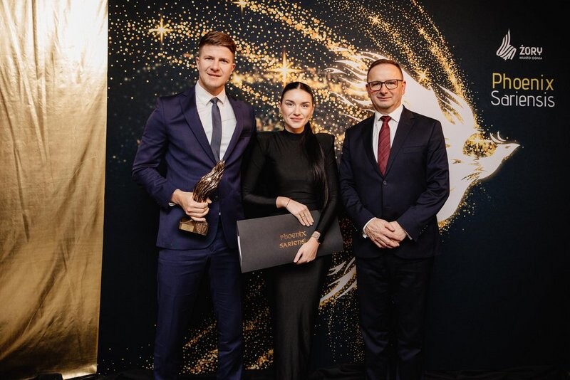 Poznaliśmy laureatów Phoenix Sariensis 2025. Nagrody otrzymali Stowarzyszenie Przyjaciół Chorych „Hospicjum” im. Jana Pawła II oraz firma AsVending / fot. Dariusz Maciejewski