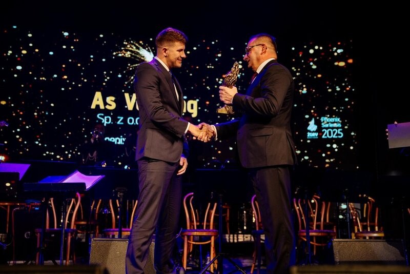 Poznaliśmy laureatów Phoenix Sariensis 2025. Nagrody otrzymali Stowarzyszenie Przyjaciół Chorych „Hospicjum” im. Jana Pawła II oraz firma AsVending / fot. Dariusz Maciejewski