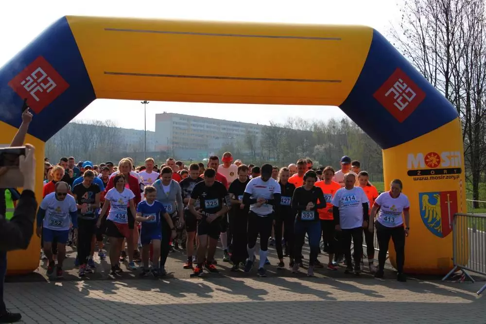 To był już II Bieg Nadziei! W niedzielę setki biegaczy wzięło udział w jednym z największych żorskich wydarzeń charytatywnych.