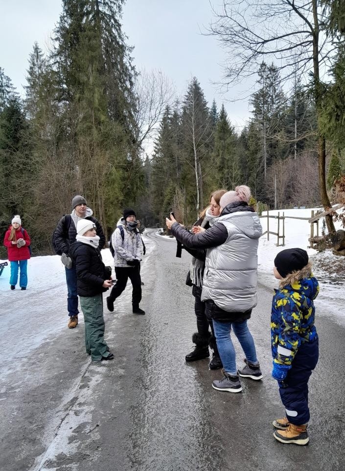 Kulig z MOSiR Żory w Dolinie Białej Wisełki był niezapomnianą zimową przygodą. Malownicze krajobrazy, górskie przysmaki i wyjątkowa atmosfera – sprawdź relację z wyjazdu / fot. MOSiR Żory