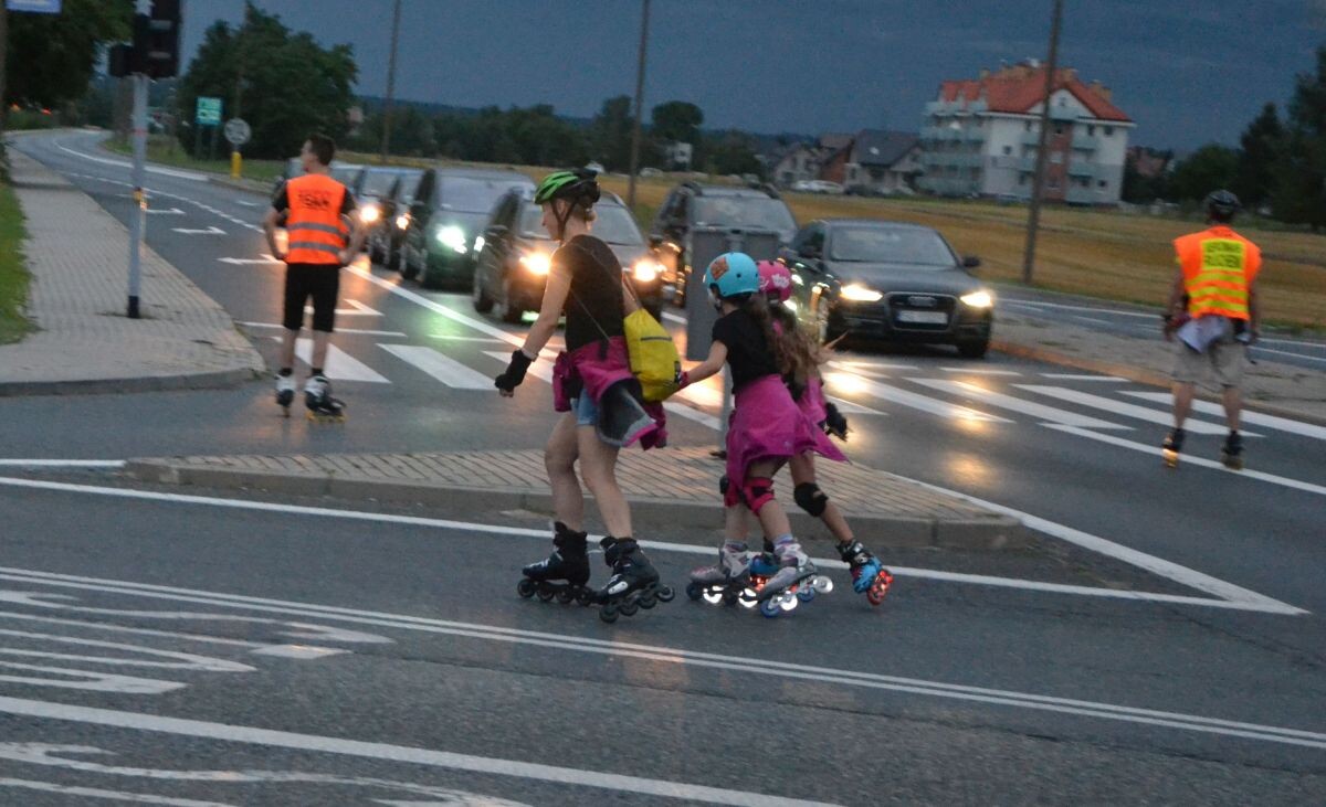 Letni Roll i nightskating w żorskiej Cegielni