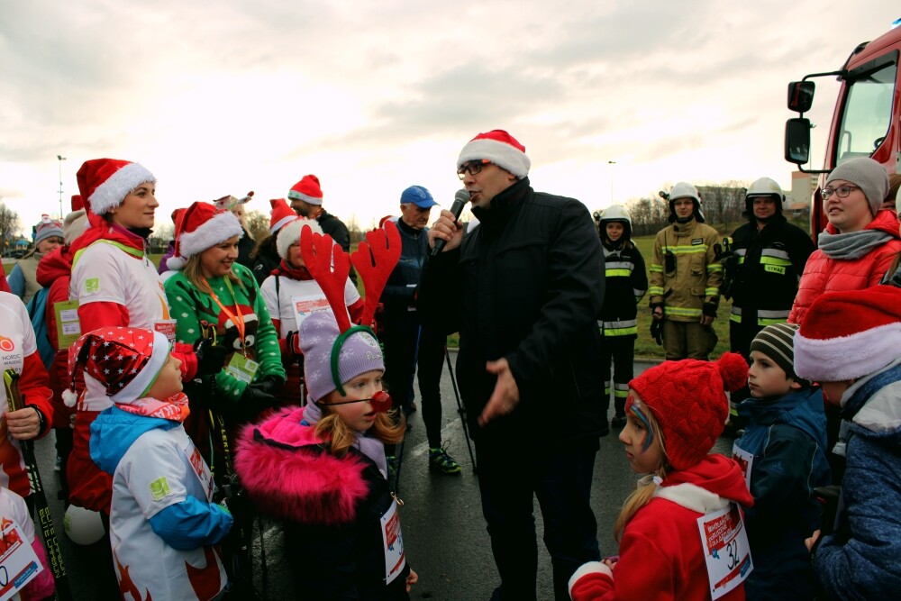 W niedzielę odbył się charytatywny bieg i marsz nordic walking na rzecz 9-letniego Artura z Żor. Zobaczcie zdjęcia!