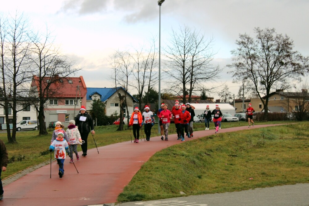 W niedzielę odbył się charytatywny bieg i marsz nordic walking na rzecz 9-letniego Artura z Żor. Zobaczcie zdjęcia!