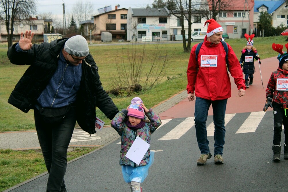 W niedzielę odbył się charytatywny bieg i marsz nordic walking na rzecz 9-letniego Artura z Żor. Zobaczcie zdjęcia!