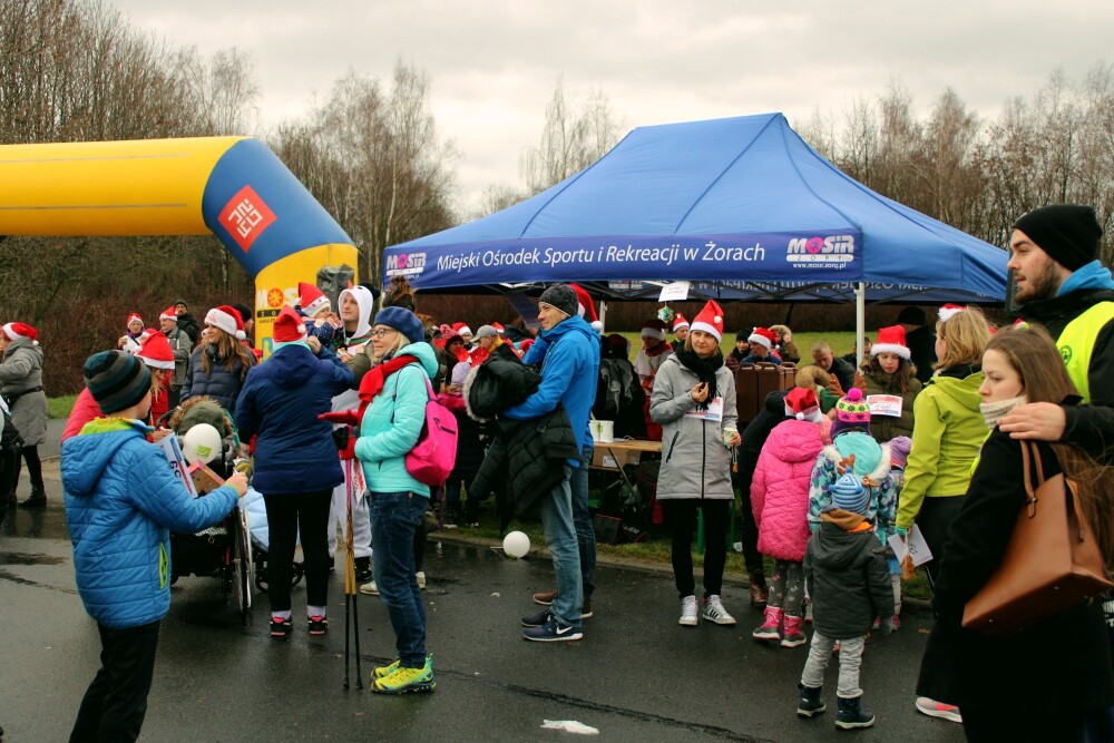 W niedzielę odbył się charytatywny bieg i marsz nordic walking na rzecz 9-letniego Artura z Żor. Zobaczcie zdjęcia!