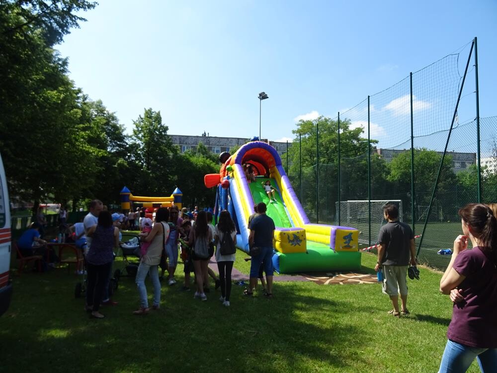Za nami Festyn Rodzinny Na Sportowo z SP 17. W tym roku z okazji zbliżającego się wielkimi krokami Mundialu, również w naszym mieście odbyły się Mini Mistrzostwa Świata w Piłce Nożnej &#8211; Rosja 2018. Zobaczcie zdjęcia!