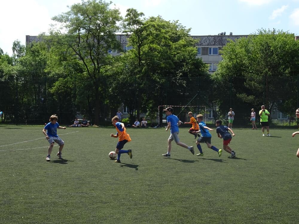 Za nami Festyn Rodzinny Na Sportowo z SP 17. W tym roku z okazji zbliżającego się wielkimi krokami Mundialu, również w naszym mieście odbyły się Mini Mistrzostwa Świata w Piłce Nożnej &#8211; Rosja 2018. Zobaczcie zdjęcia!