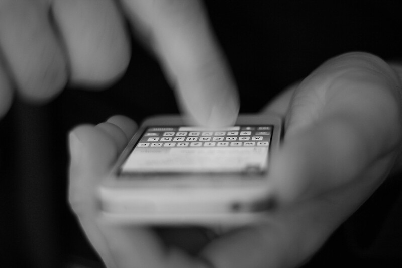 MZ i Główny Inspektor Sanitarny ostrzegają przed fałszywymi SMS-ami!