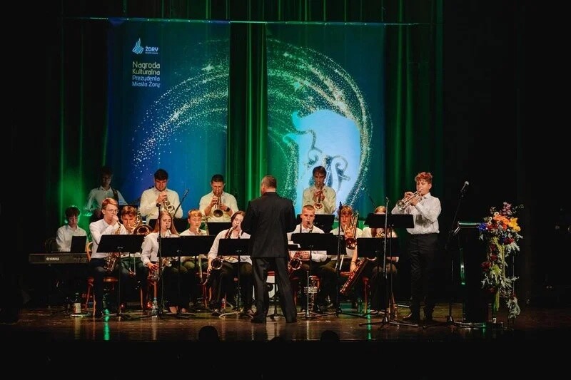 Podczas uroczystej gali w kinie „Na Starówce” już po raz dziesiąty poznaliśmy laureatów Nagrody Kulturalnej Prezydenta Miasta Żory / fot. UM Żory