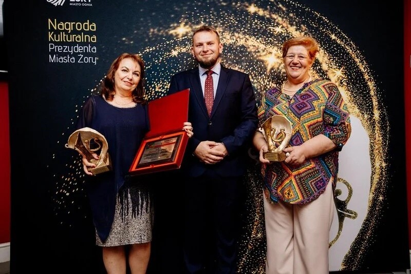 Podczas uroczystej gali w kinie „Na Starówce” już po raz dziesiąty poznaliśmy laureatów Nagrody Kulturalnej Prezydenta Miasta Żory / fot. UM Żory