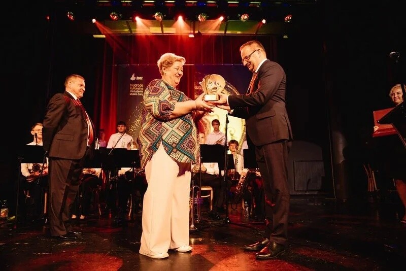 Podczas uroczystej gali w kinie „Na Starówce” już po raz dziesiąty poznaliśmy laureatów Nagrody Kulturalnej Prezydenta Miasta Żory / fot. UM Żory