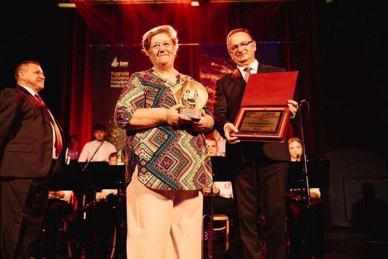 Podczas uroczystej gali w kinie „Na Starówce” już po raz dziesiąty poznaliśmy laureatów Nagrody Kulturalnej Prezydenta Miasta Żory / fot. UM Żory