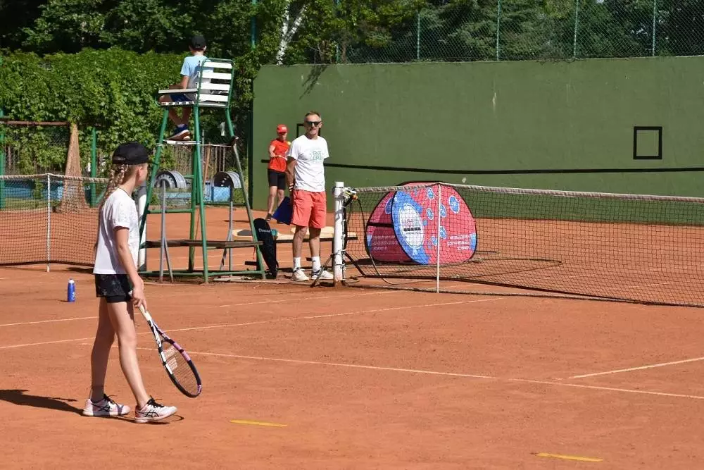 Następcy Świątek i Hurkacza rywalizowali w turnieju tenisa ziemnego dla dzieci i młodzieży