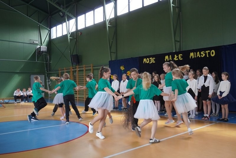Nowy segment szkoły w Rowniu-Folwarkach oficjalnie otwarty / fot. UM Żory