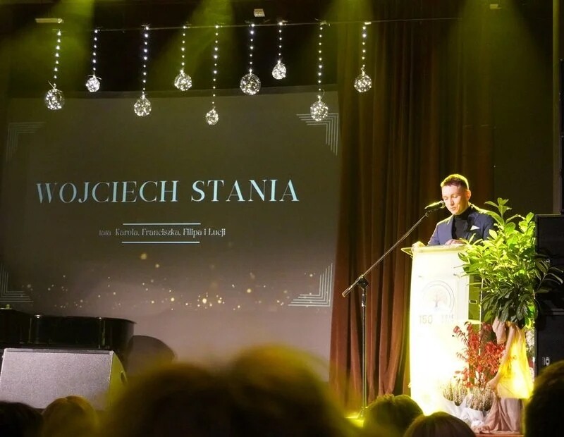 Obchody 150-lecia edukacji w Kleszczowie / for. UM Żory