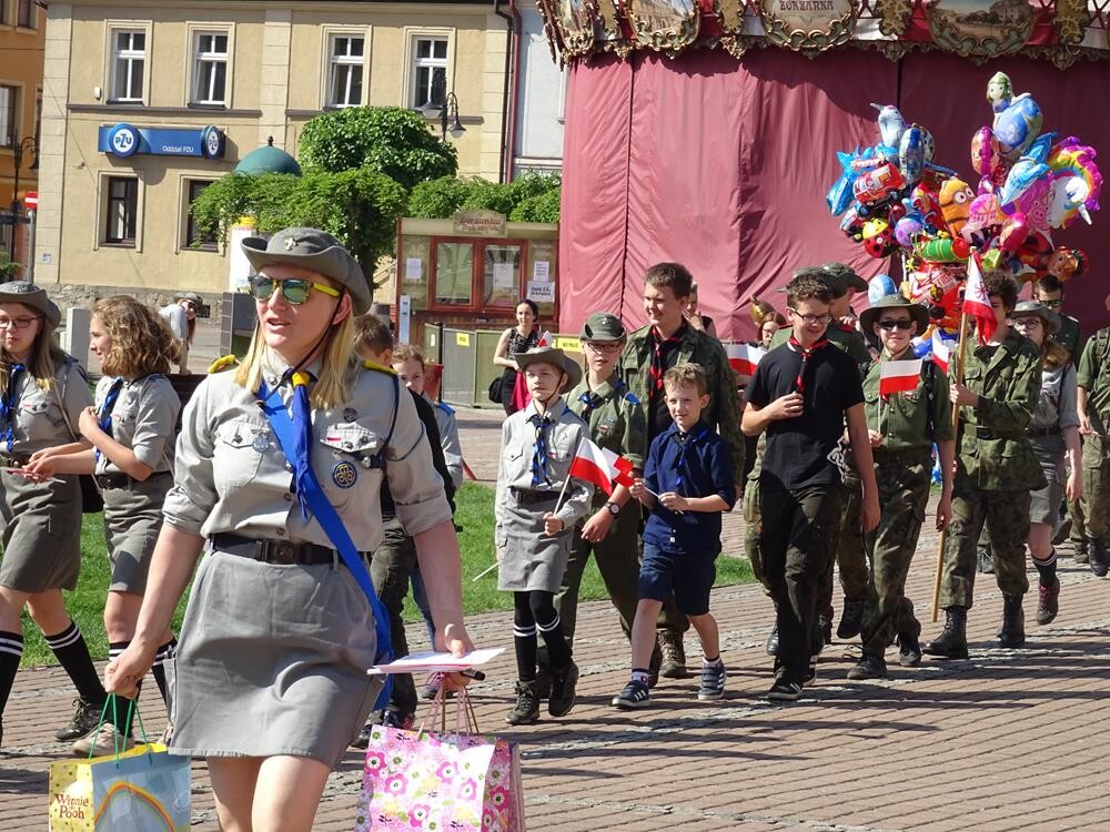 W tym roku obchodzimy 227. rocznicę uchwalenia Konstytucji 3 Maja. Podobnie jak w całym kraju, również w Żorach odbyły się oficjalne uroczystości.