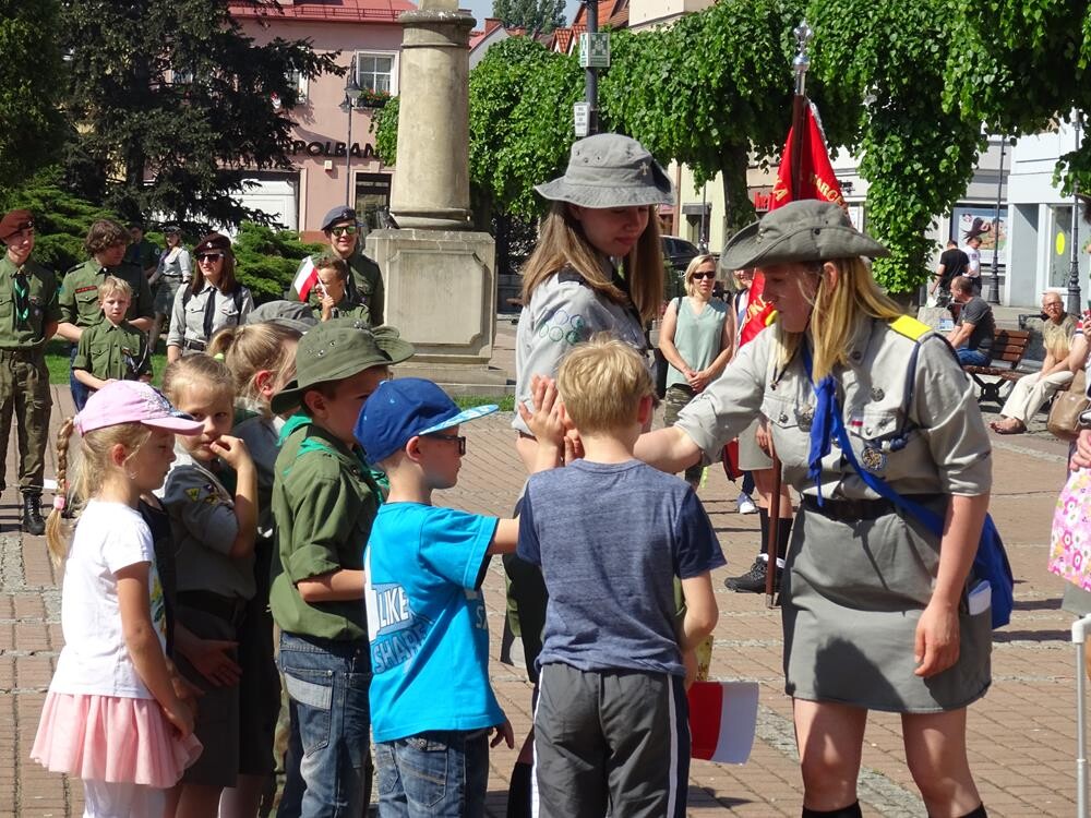 W tym roku obchodzimy 227. rocznicę uchwalenia Konstytucji 3 Maja. Podobnie jak w całym kraju, również w Żorach odbyły się oficjalne uroczystości.