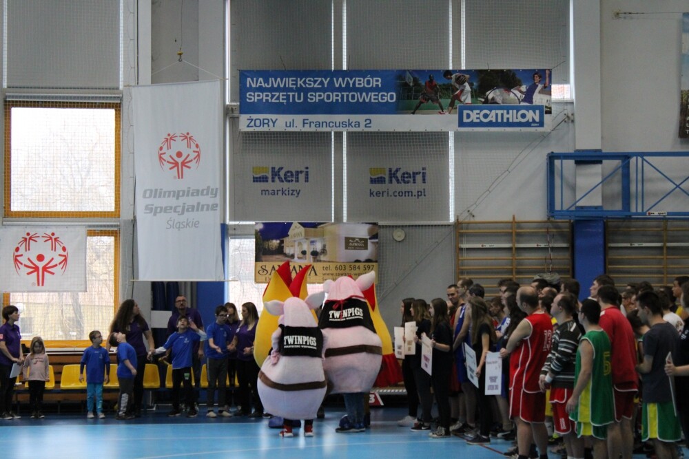 Siedem śląskich klubów wzięło udział w wyjątkowym wydarzeniu sportowym. Zobaczcie zdjęcia z turnieju!