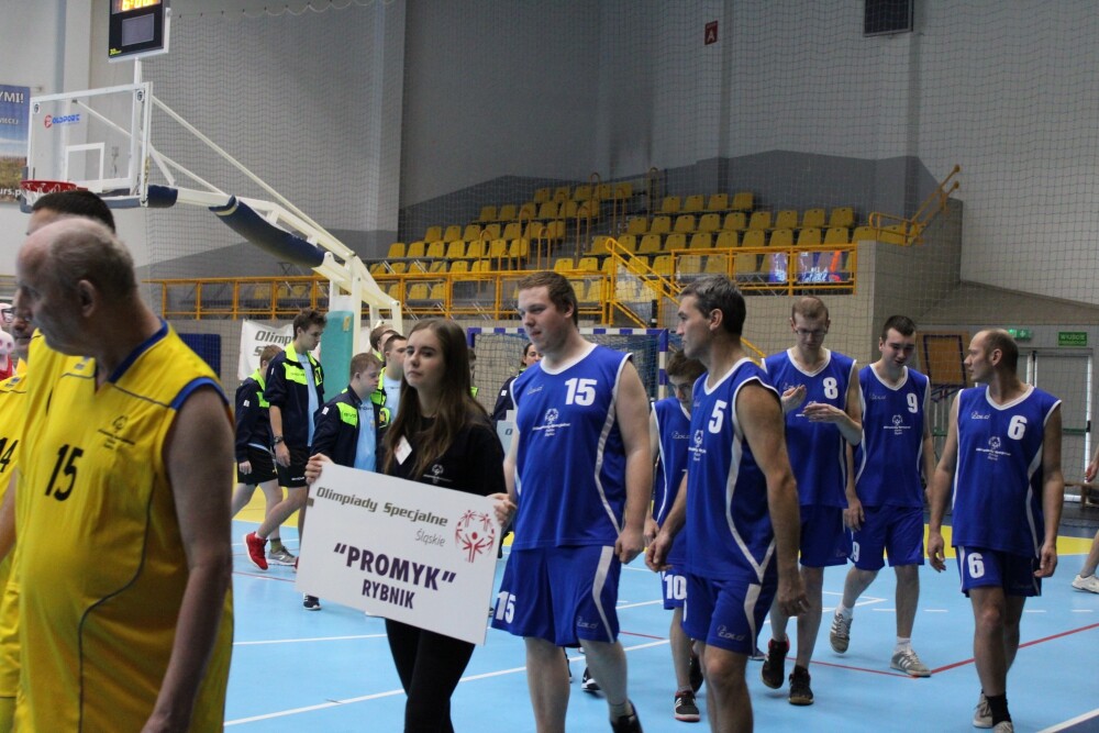Siedem śląskich klubów wzięło udział w wyjątkowym wydarzeniu sportowym. Zobaczcie zdjęcia z turnieju!