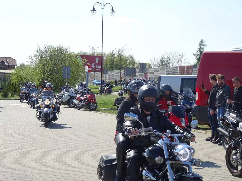 W sobotę 21 kwietnia w Miasteczku Twinpigs oficjalnie rozpoczął się sezon motocyklowy w Żorach. Zobaczcie zdjęcia z imprezy!