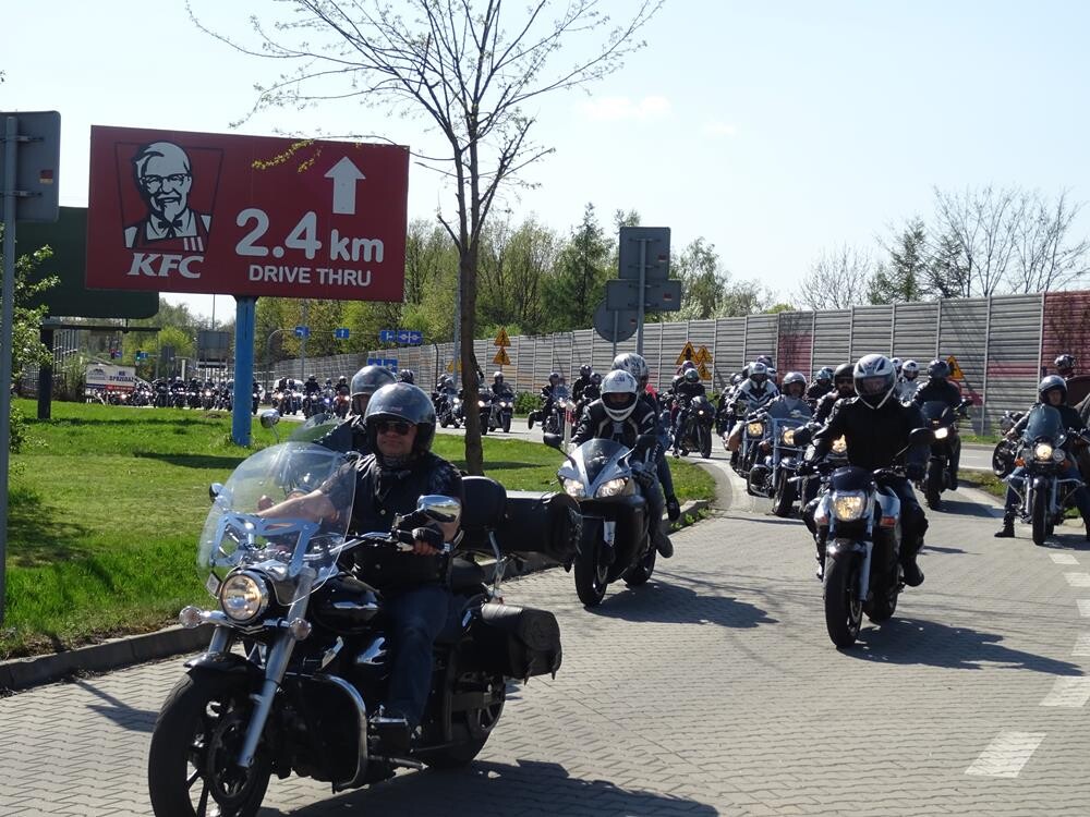 W sobotę 21 kwietnia w Miasteczku Twinpigs oficjalnie rozpoczął się sezon motocyklowy w Żorach. Zobaczcie zdjęcia z imprezy!