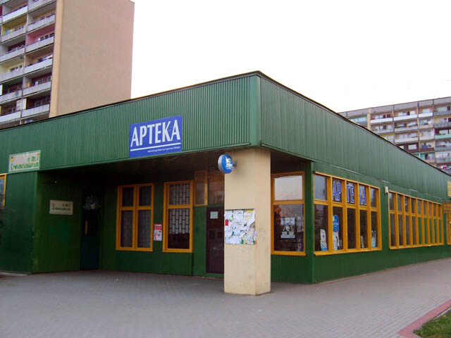 Pawlikowskiego - Apteka Remedium - os. Pawlikowskiego