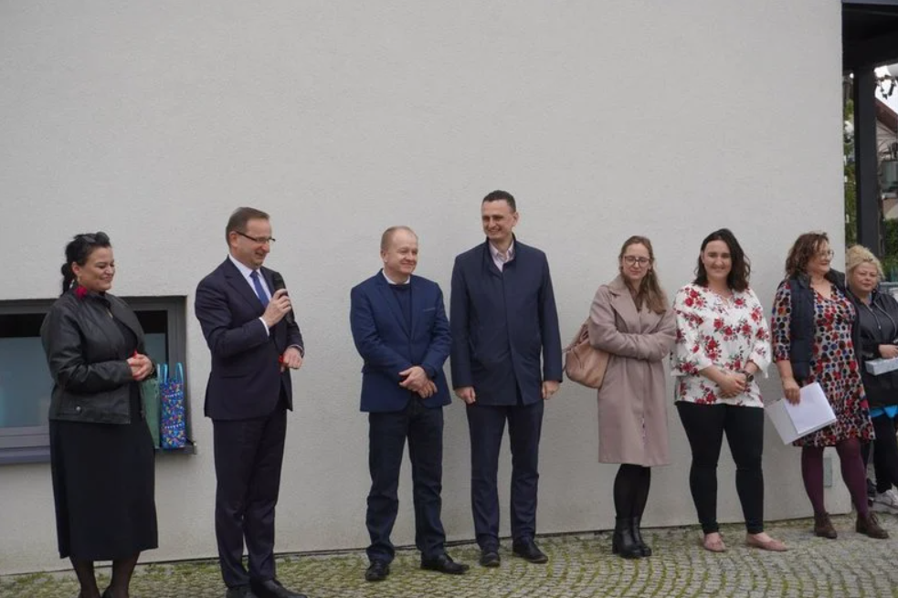 Nowy plac zabaw w Baranowicach już otwarty! Zachęca do nauki i zabawy / fot. UM Żory