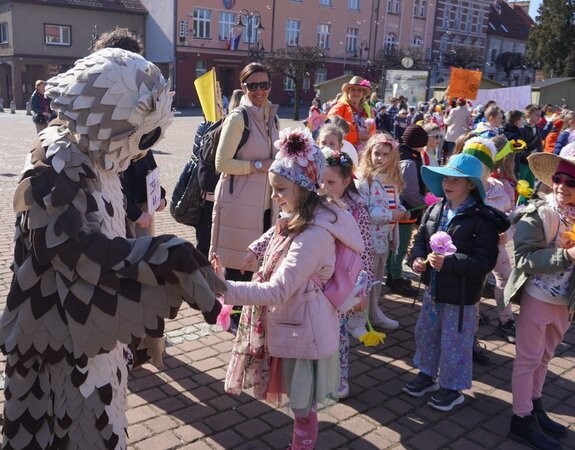 Dzieci z Żor przywitały wiosnę i wsparły osoby z Zespołem Downa / fot. UM Żory