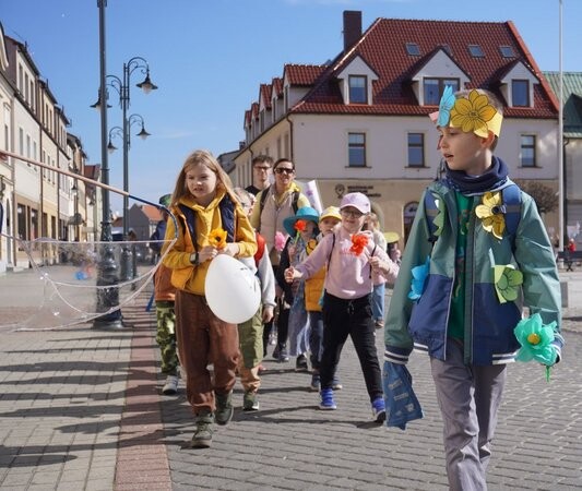 Dzieci z Żor przywitały wiosnę i wsparły osoby z Zespołem Downa / fot. UM Żory