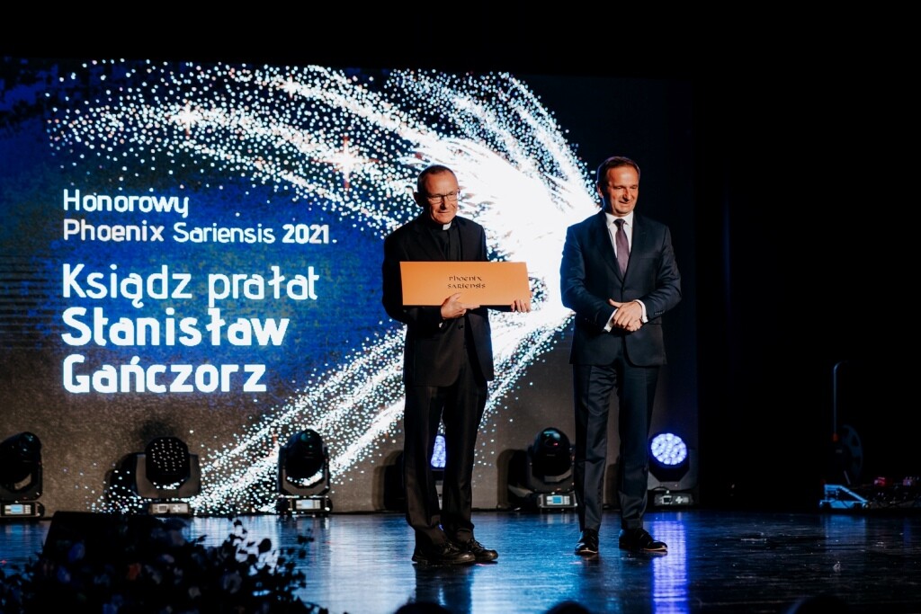 To była wyjątkowa gala wręczenia nagród miejskich. W żorskim kinie „Na Starówce” Waldemar Socha – Prezydent Miasta Żory wręczył nagrody Phoenix Sariensis oraz Nagrody Kulturale.